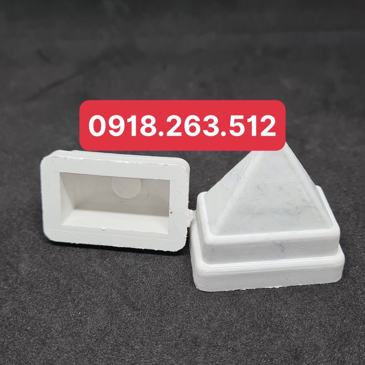 Đầu bịt hàng rào nhựa